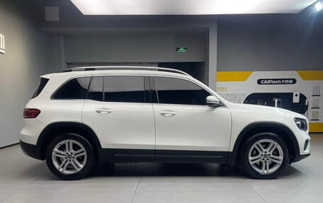 Mercedes-Benz GLB, 2022 год, 2 000 000 рублей, 7 фотография