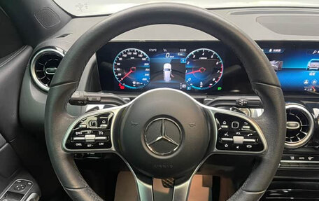 Mercedes-Benz GLB, 2022 год, 2 000 000 рублей, 8 фотография