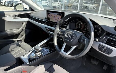 Audi A4, 2022 год, 2 395 005 рублей, 6 фотография