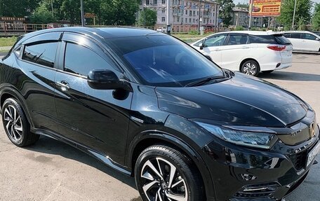 Honda Vezel, 2018 год, 1 790 000 рублей, 3 фотография