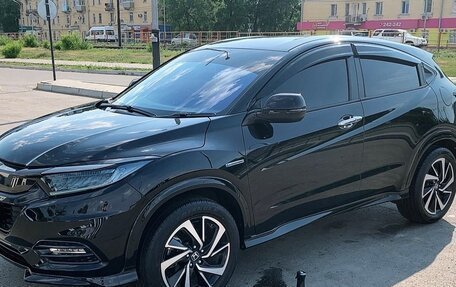 Honda Vezel, 2018 год, 1 790 000 рублей, 4 фотография