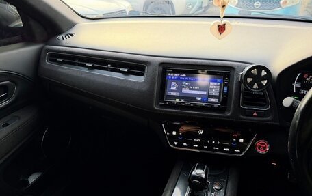 Honda Vezel, 2018 год, 1 790 000 рублей, 16 фотография