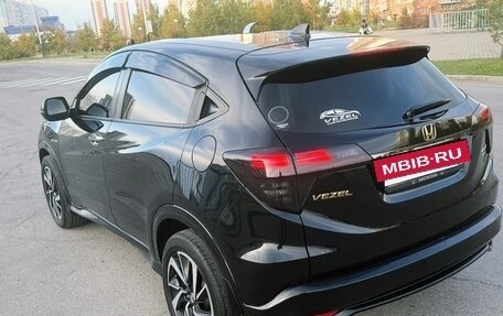 Honda Vezel, 2018 год, 1 790 000 рублей, 8 фотография