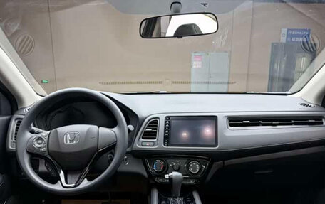 Honda Vezel, 2022 год, 1 400 000 рублей, 7 фотография