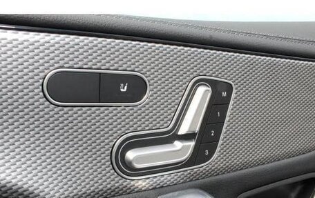 Mercedes-Benz CLA, 2023 год, 1 774 000 рублей, 13 фотография