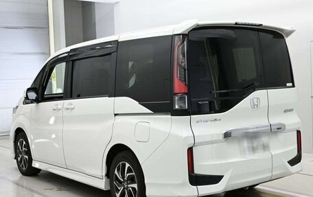 Honda Stepwgn IV, 2022 год, 1 950 010 рублей, 6 фотография