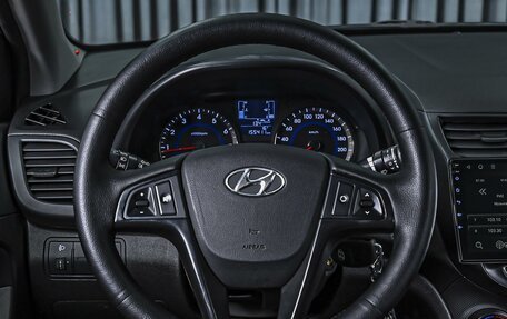 Hyundai Solaris II рестайлинг, 2016 год, 898 000 рублей, 13 фотография