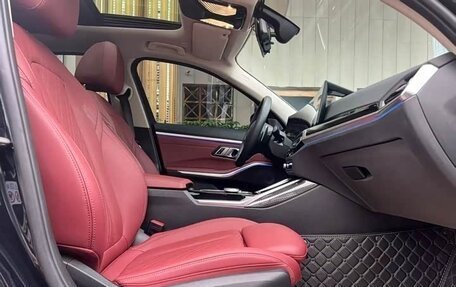 BMW 3 серия, 2023 год, 2 910 000 рублей, 14 фотография