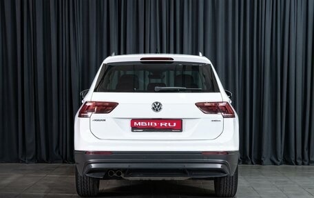 Volkswagen Tiguan II, 2018 год, 2 490 000 рублей, 4 фотография