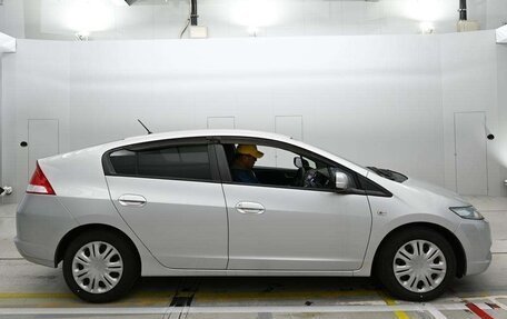Honda Insight II рестайлинг, 2011 год, 590 010 рублей, 3 фотография