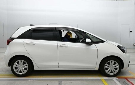 Honda Fit, 2022 год, 1 100 010 рублей, 3 фотография