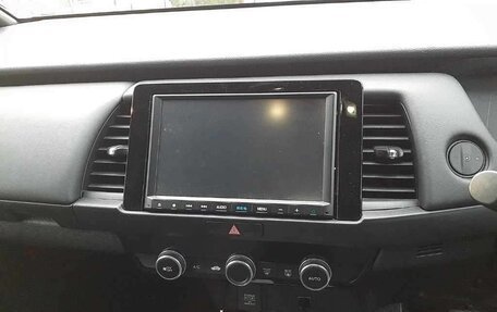 Honda Fit, 2022 год, 1 100 010 рублей, 12 фотография