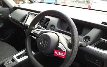 Honda Fit, 2022 год, 1 100 010 рублей, 9 фотография