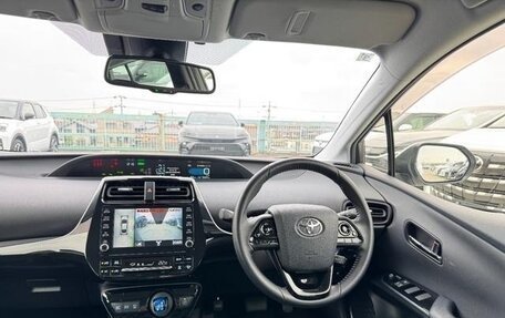 Toyota Prius IV XW50, 2022 год, 1 470 007 рублей, 8 фотография