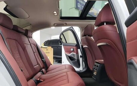 BMW 3 серия, 2023 год, 3 220 000 рублей, 14 фотография