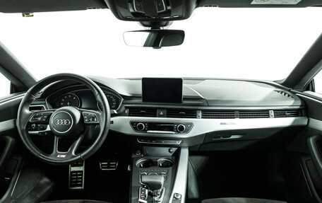 Audi A5, 2017 год, 2 199 999 рублей, 13 фотография