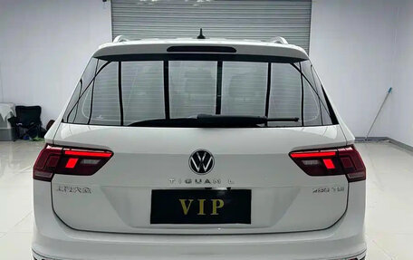Volkswagen Tiguan II, 2021 год, 1 850 001 рублей, 5 фотография