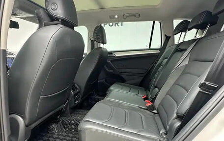 Volkswagen Tiguan II, 2021 год, 1 850 001 рублей, 8 фотография