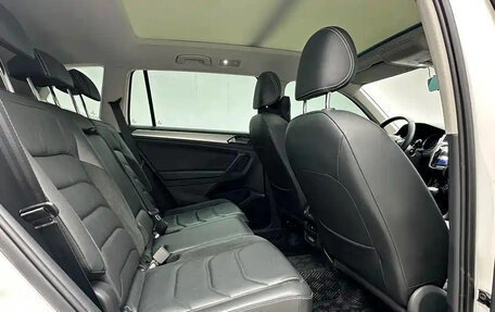 Volkswagen Tiguan II, 2021 год, 1 850 001 рублей, 10 фотография