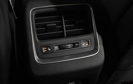 Geely Atlas, 2022 год, 2 340 000 рублей, 21 фотография
