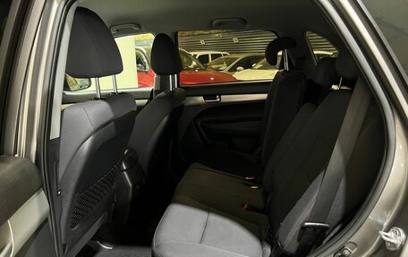 KIA Sorento II рестайлинг, 2011 год, 1 400 000 рублей, 17 фотография
