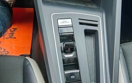 Volkswagen Golf VIII, 2021 год, 1 800 000 рублей, 19 фотография