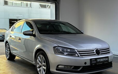 Volkswagen Passat B7, 2013 год, 1 029 000 рублей, 3 фотография