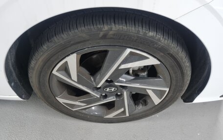 Hyundai Avante, 2023 год, 1 890 000 рублей, 6 фотография