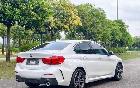 BMW 1 серия, 2022 год, 1 410 000 рублей, 4 фотография
