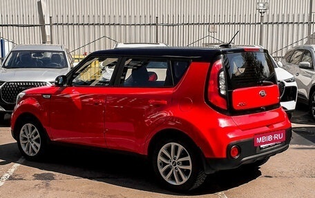 KIA Soul II рестайлинг, 2018 год, 1 615 000 рублей, 6 фотография