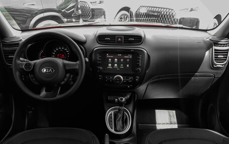 KIA Soul II рестайлинг, 2018 год, 1 615 000 рублей, 8 фотография