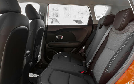KIA Soul II рестайлинг, 2018 год, 1 615 000 рублей, 9 фотография
