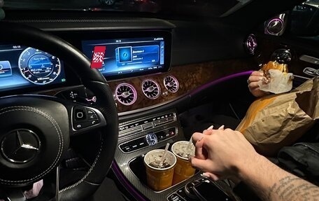 Mercedes-Benz E-Класс, 2017 год, 3 600 000 рублей, 4 фотография