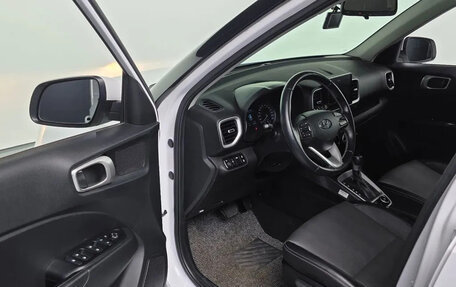 Hyundai Venue I, 2021 год, 1 800 000 рублей, 8 фотография