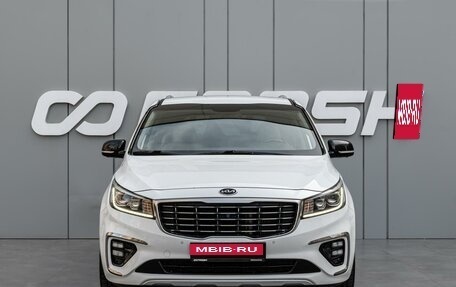 KIA Carnival III, 2018 год, 2 500 000 рублей, 3 фотография