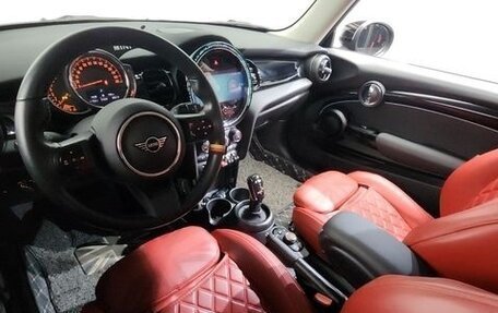 MINI Hatch, 2021 год, 1 990 000 рублей, 5 фотография