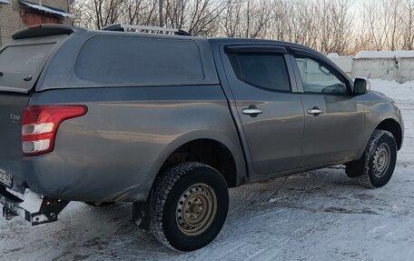 Mitsubishi L200 IV рестайлинг, 2017 год, 1 500 000 рублей, 5 фотография