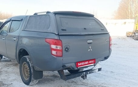 Mitsubishi L200 IV рестайлинг, 2017 год, 1 500 000 рублей, 7 фотография