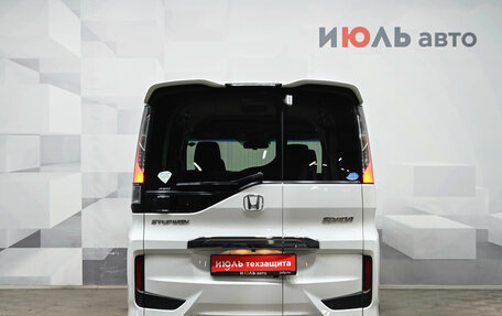 Honda Stepwgn IV, 2016 год, 2 150 000 рублей, 5 фотография