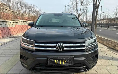 Volkswagen Tharu, 2022 год, 1 420 000 рублей, 2 фотография