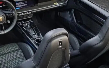 Porsche 911, 2025 год, 25 000 000 рублей, 9 фотография