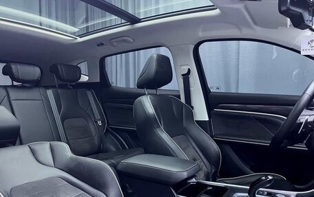 Haval H6, 2022 год, 1 250 000 рублей, 10 фотография