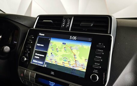 Toyota Land Cruiser Prado 150 рестайлинг 2, 2021 год, 5 871 000 рублей, 22 фотография