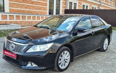Toyota Camry, 2014 год, 1 670 000 рублей, 1 фотография