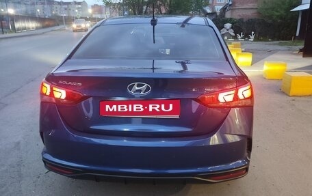 Hyundai Solaris II рестайлинг, 2021 год, 1 785 000 рублей, 3 фотография