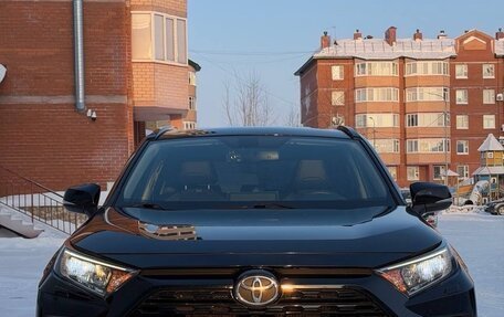 Toyota RAV4, 2020 год, 3 300 000 рублей, 6 фотография