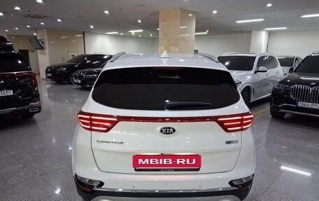 KIA Sportage IV рестайлинг, 2019 год, 1 990 000 рублей, 3 фотография