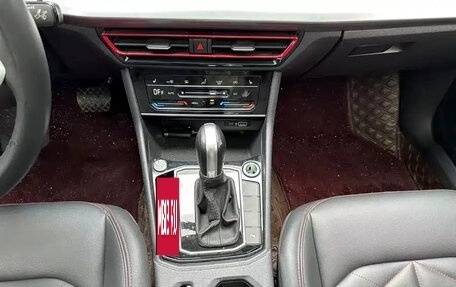 Volkswagen Lavida, 2023 год, 1 095 000 рублей, 14 фотография