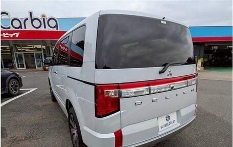 Mitsubishi Delica D:5 I, 2023 год, 2 900 000 рублей, 6 фотография