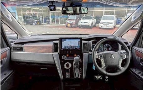 Mitsubishi Delica D:5 I, 2023 год, 2 900 000 рублей, 12 фотография